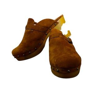 Torrid Faux Suede Slip-on Clogs. Women’s 11.5W